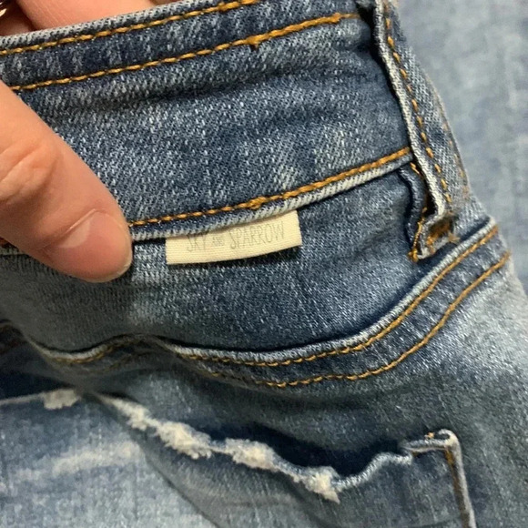 Sky and sparrow raw hem cropped jeans - Picture 5 of 12